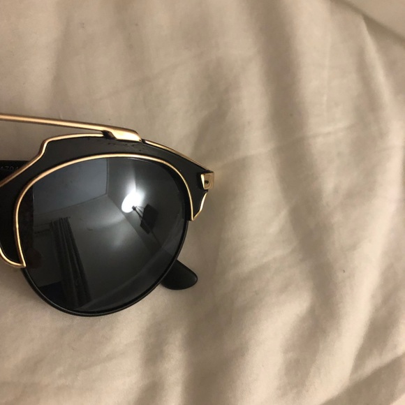 Sunglasses - Picture 3 of 3